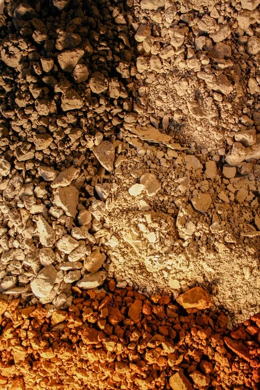 Blend of mineral materials